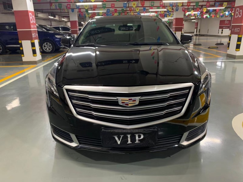 成都18年凯迪拉克XTS1