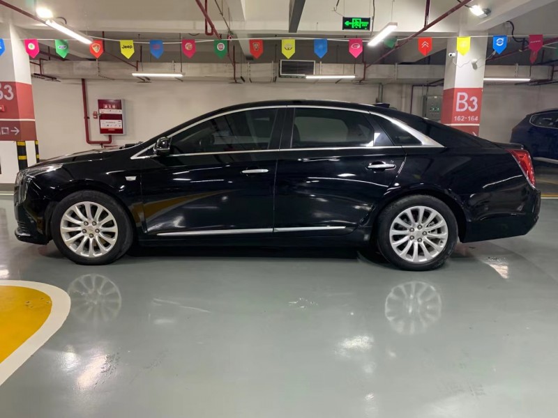 成都18年凯迪拉克XTS4