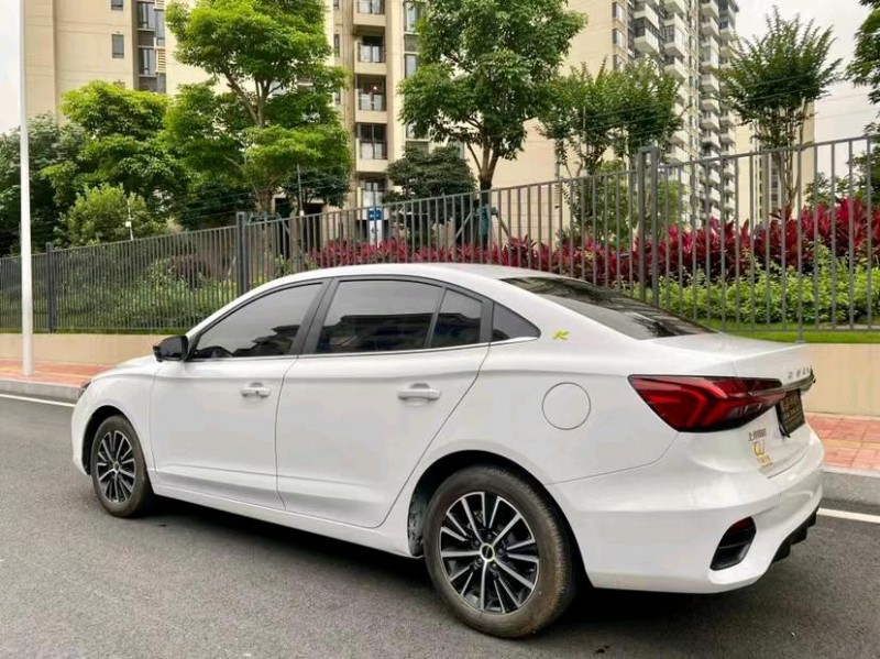 东莞22年荣威i57