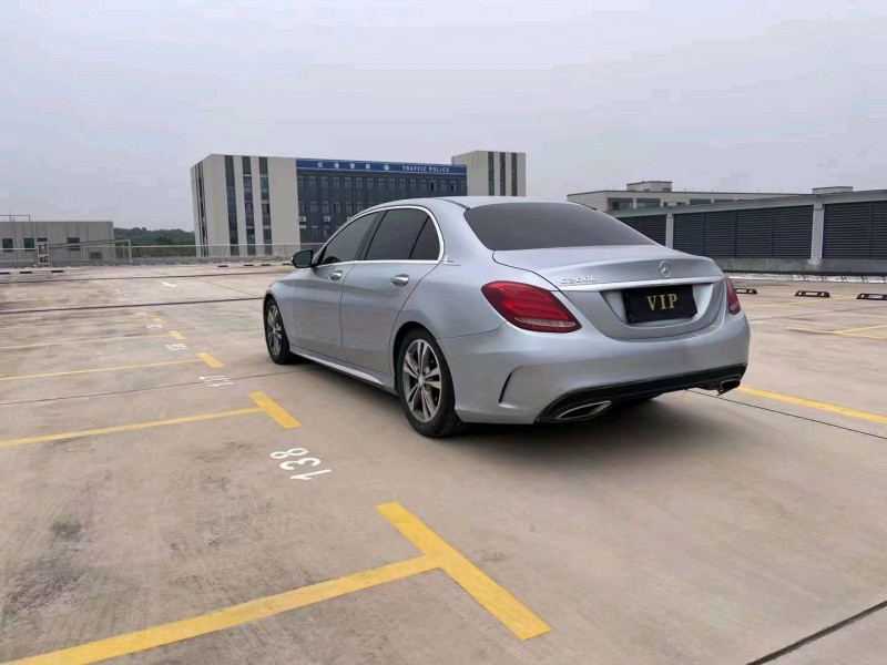 嘉兴15年奔驰C5