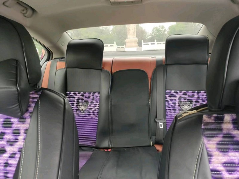 枣庄17年别克君威9