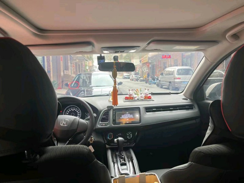 佛山21年本田缤智5