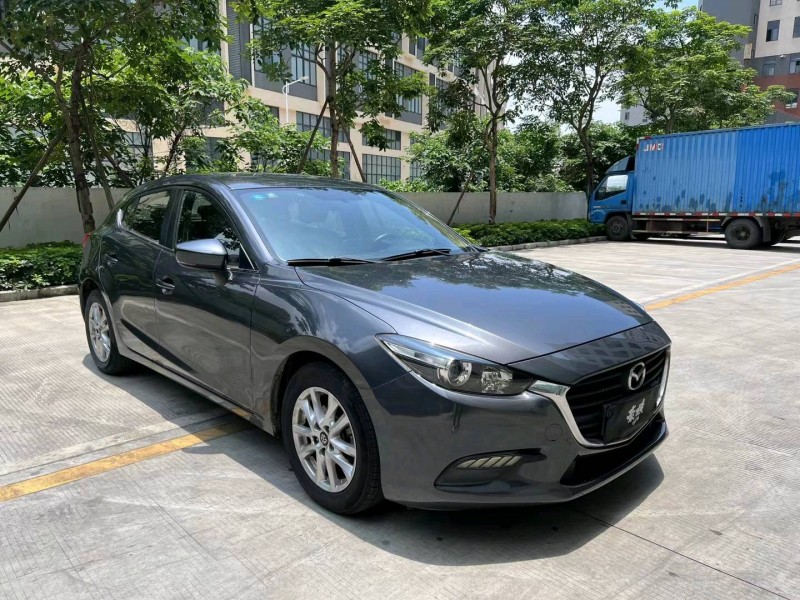 佛山17年马自达昂克赛拉2