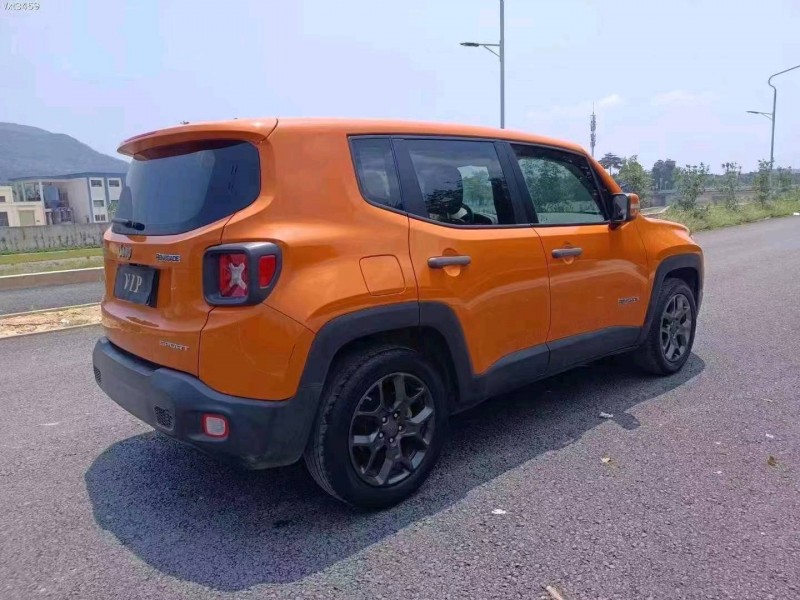 汕头17年Jeep自由侠5