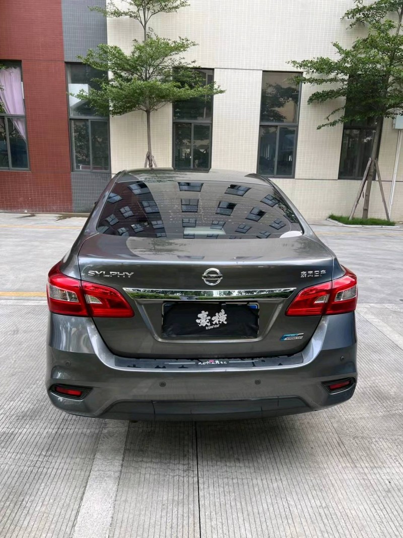 佛山18年日产轩逸6