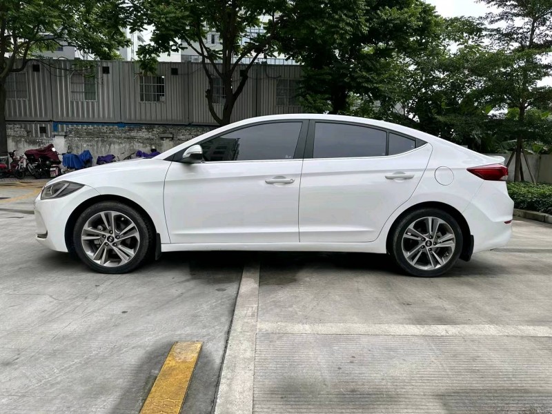 佛山17年现代领动4