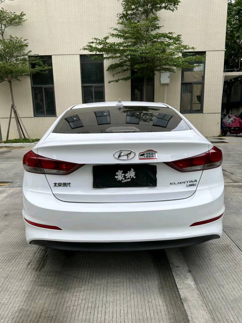 佛山17年现代领动6