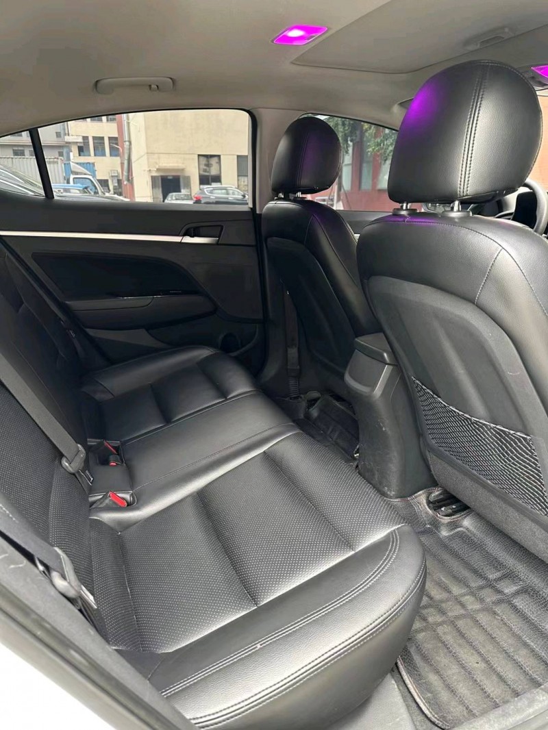 佛山17年现代领动9