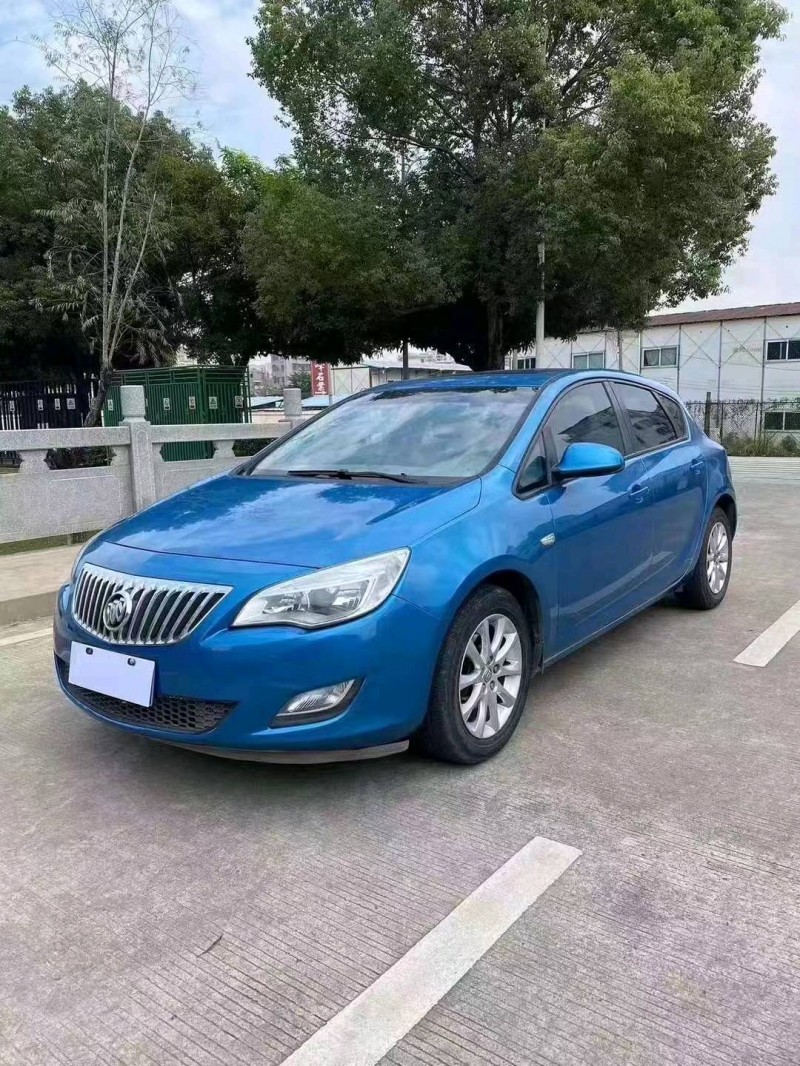 珠海14年别克英朗3