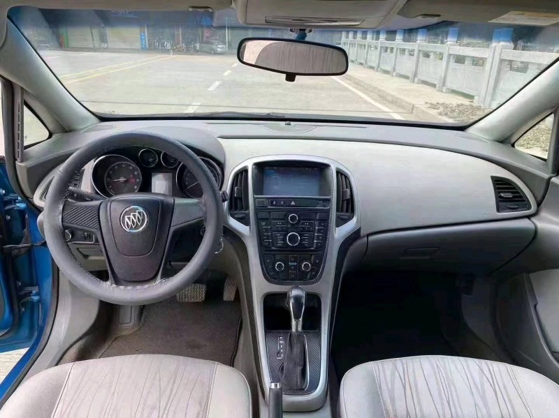 珠海14年别克英朗8