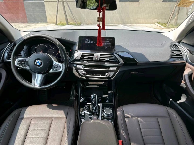 佛山19年宝马X38