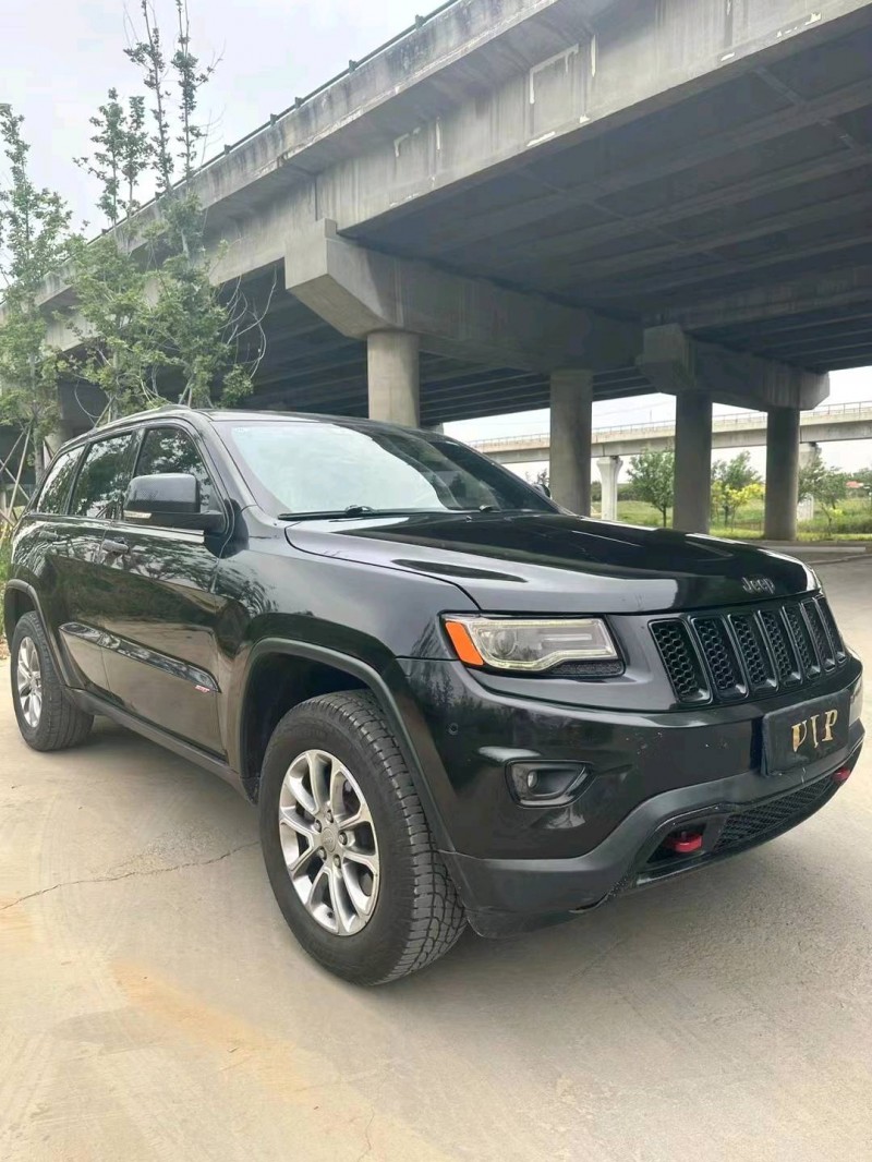 烟台15年Jeep大切诺基3