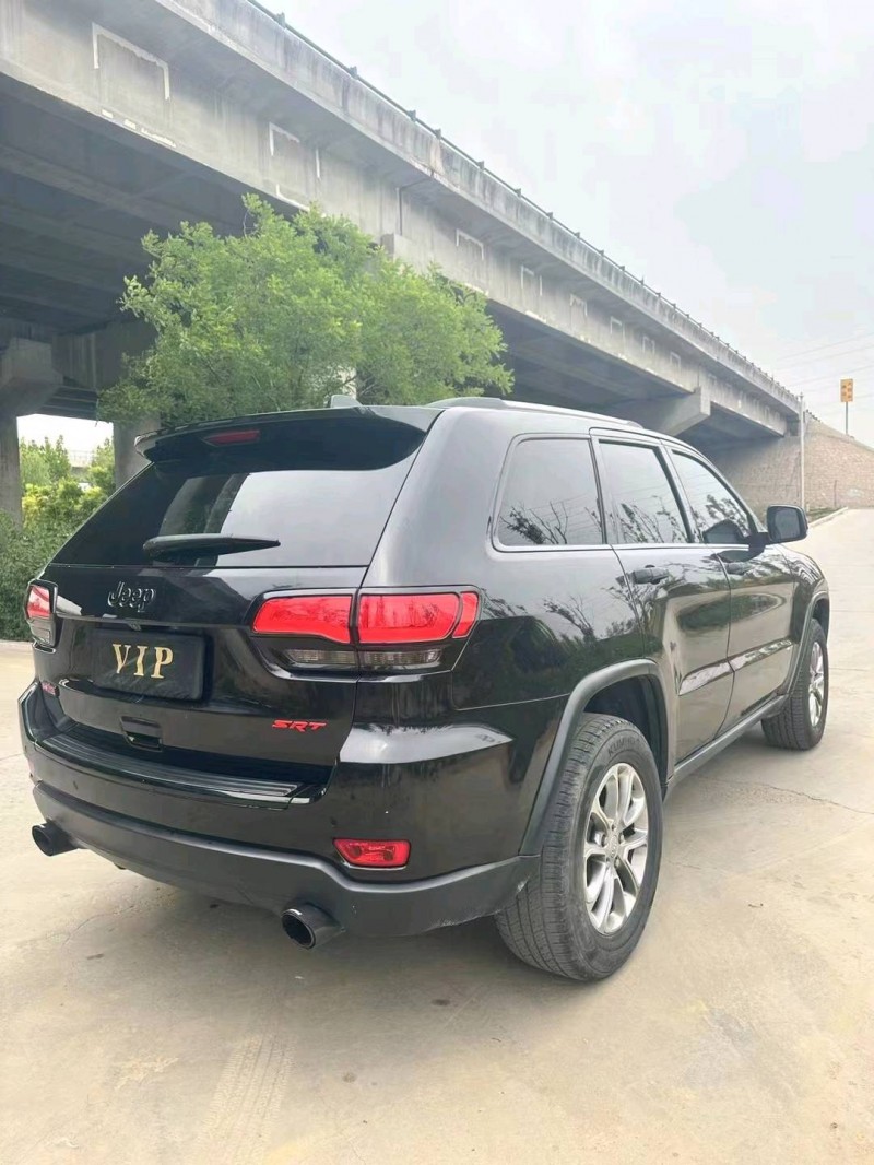 烟台15年Jeep大切诺基7