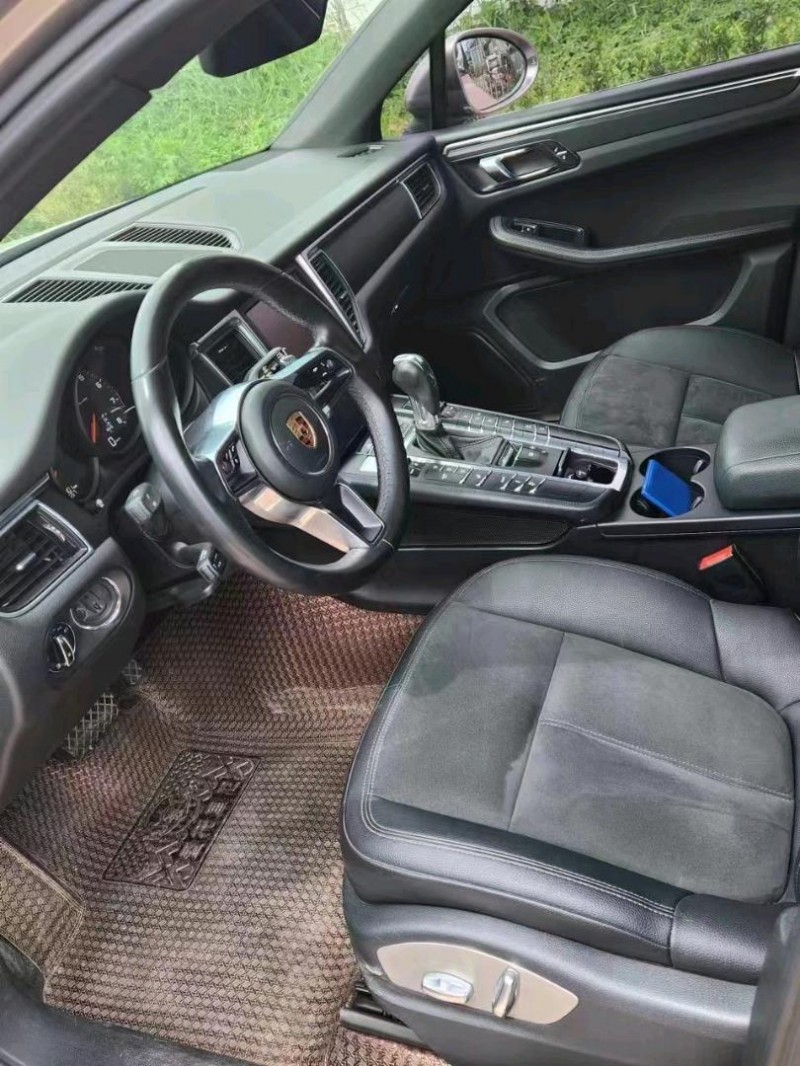东营15年保时捷Macan3