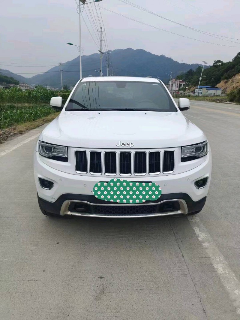 衡阳16年Jeep大切诺基1