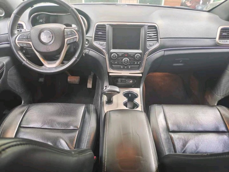 衡阳16年Jeep大切诺基3