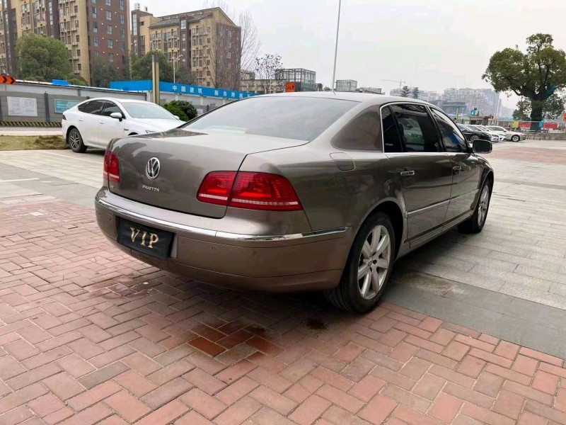 邵阳14年大众辉腾9