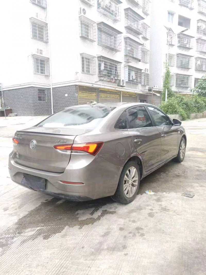 衡阳19年别克英朗GT4