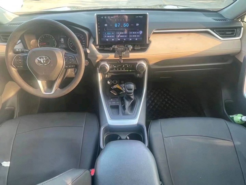 珠海20年丰田RAV43