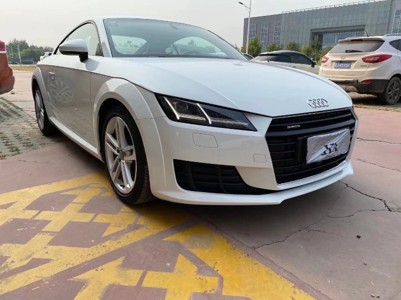 济宁16年奥迪TT3