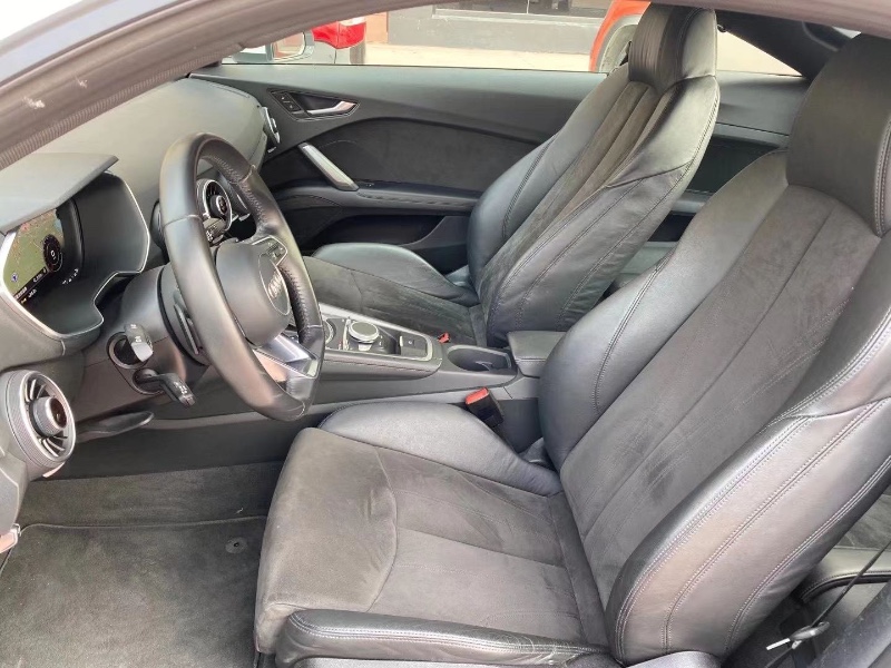 济宁16年奥迪TT7