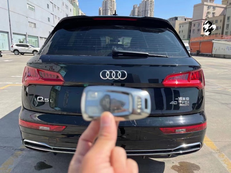 成都21年奥迪Q52