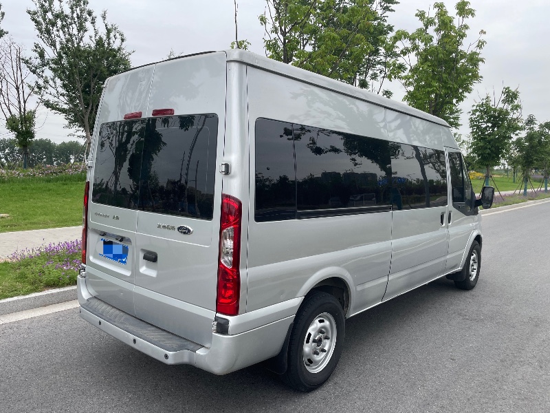 泰州19年福特全顺6