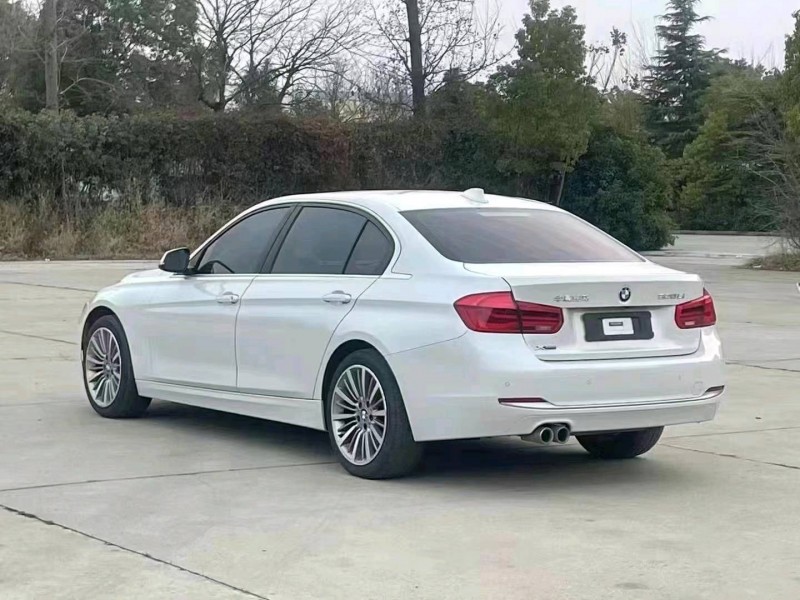 宜昌19年宝马3系7