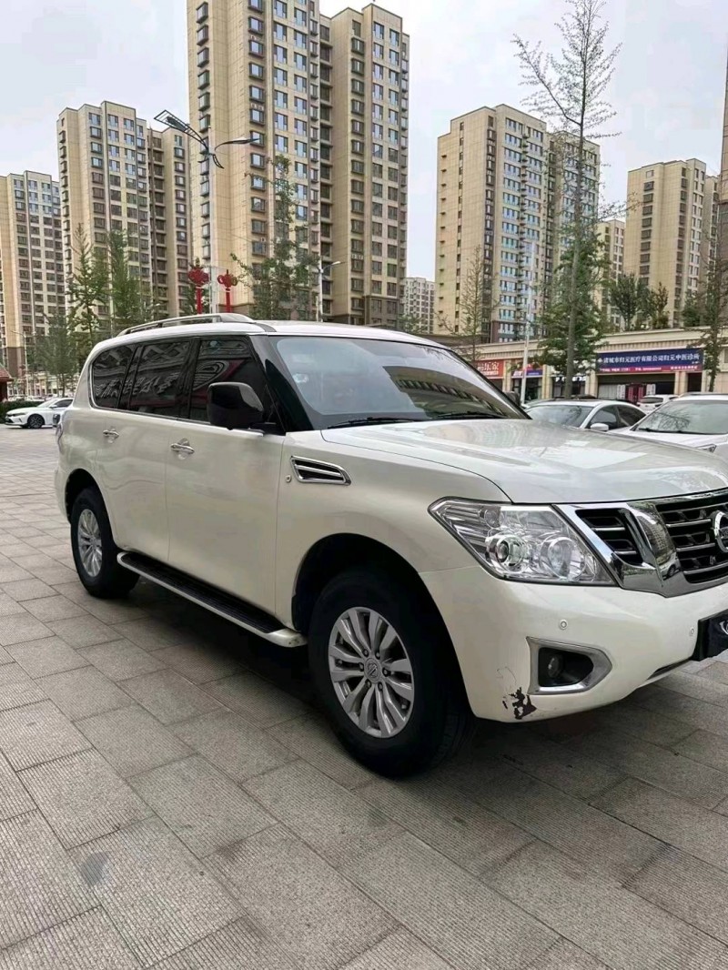 枣庄17年日产途乐3