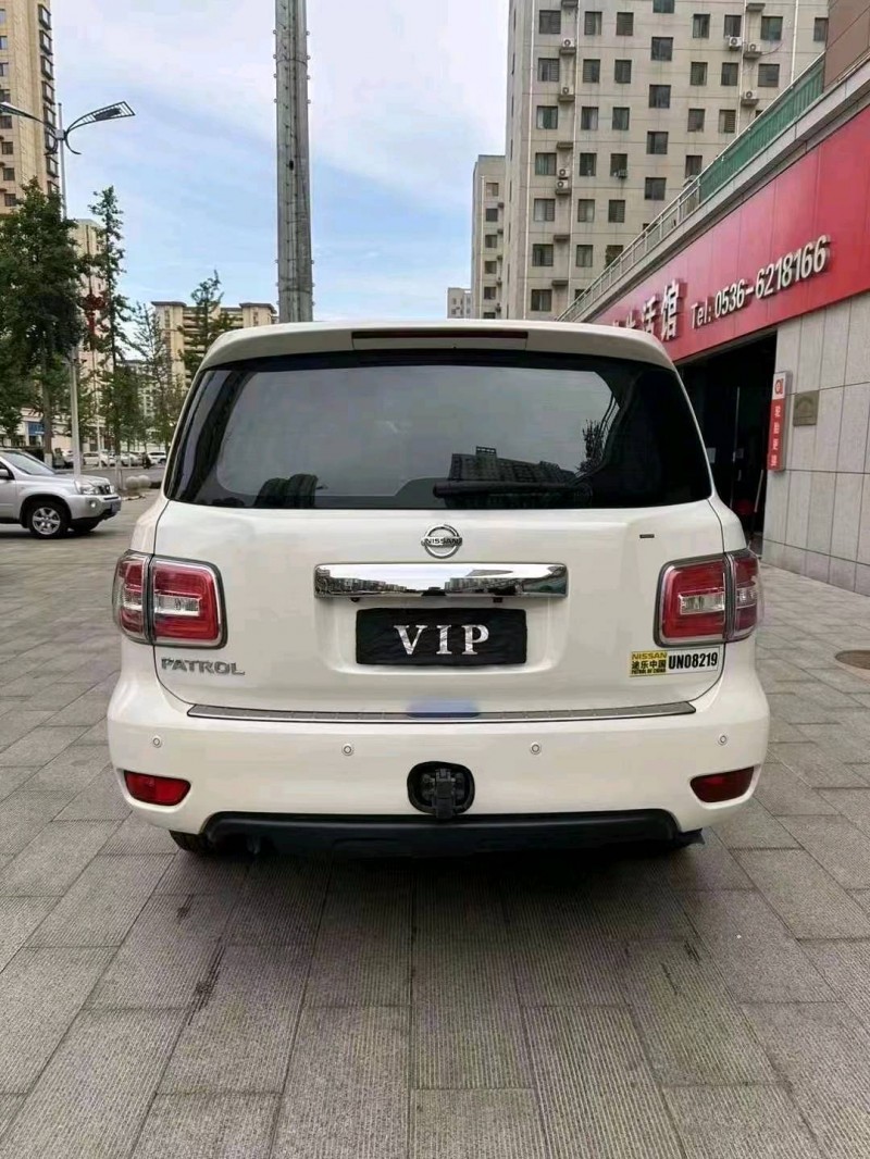 枣庄17年日产途乐9
