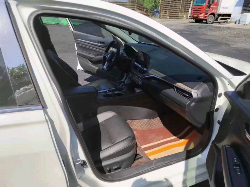 济南21年日产天籁6