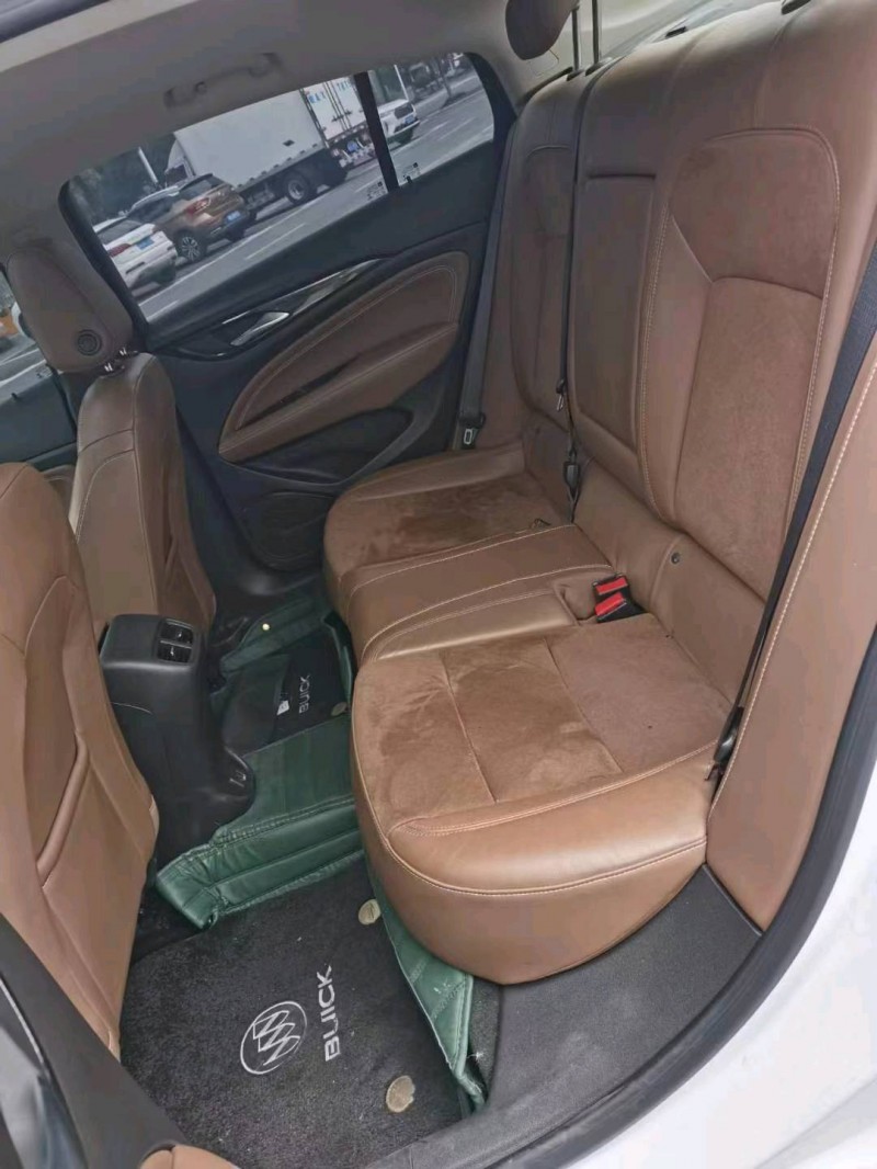 淮南19年别克君威8