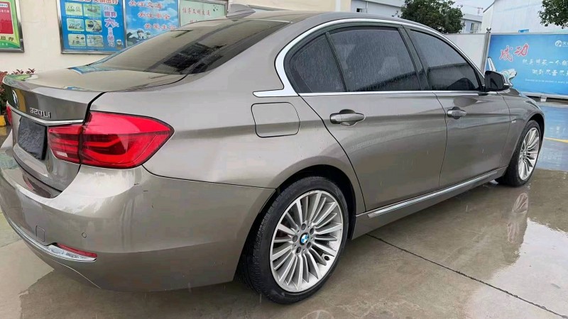 淮南18年宝马3系9