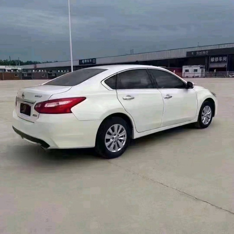 济南18年日产天籁3