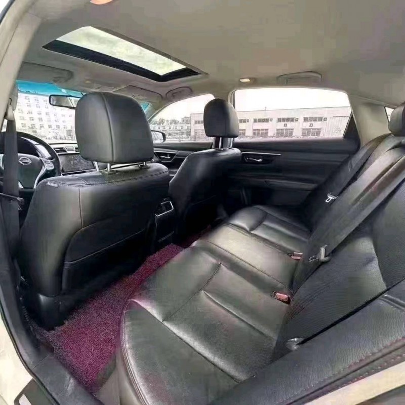 济南18年日产天籁5