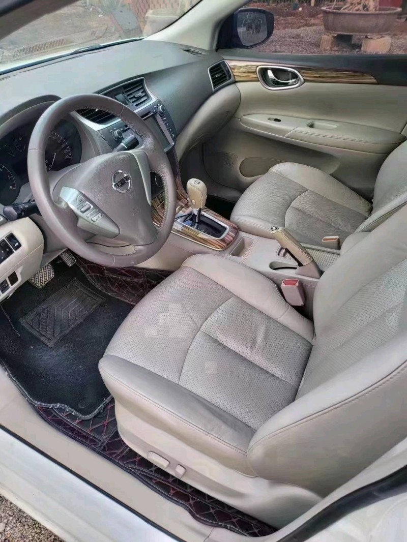 济南15年日产轩逸5