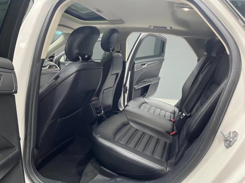 成都20年福特蒙迪欧4