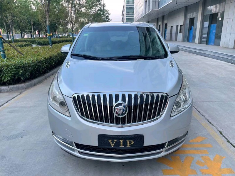 枣庄13年别克GL81