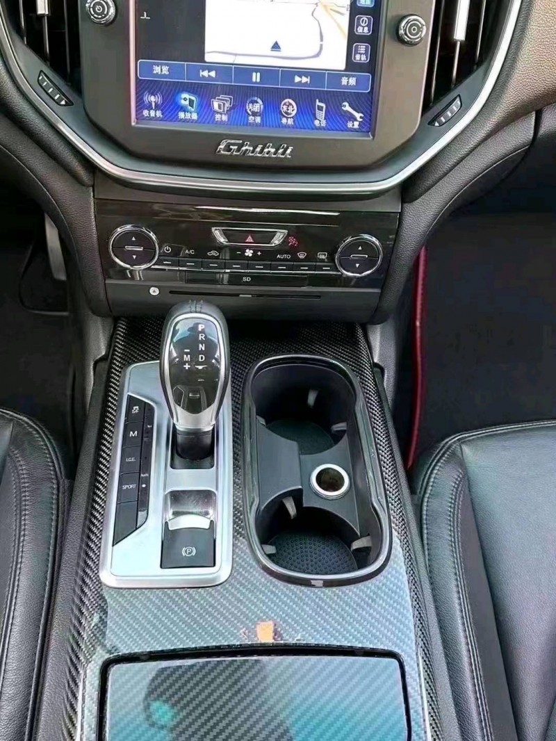 宜昌14年玛莎拉蒂Ghibli3