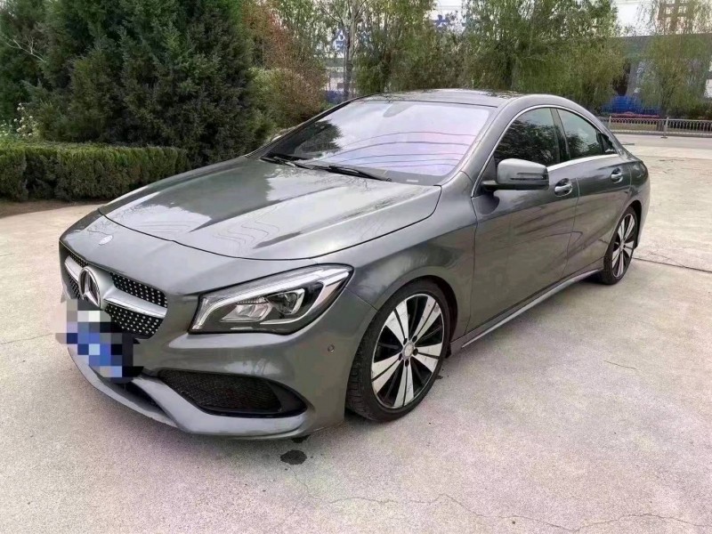 枣庄17年奔驰CLA3