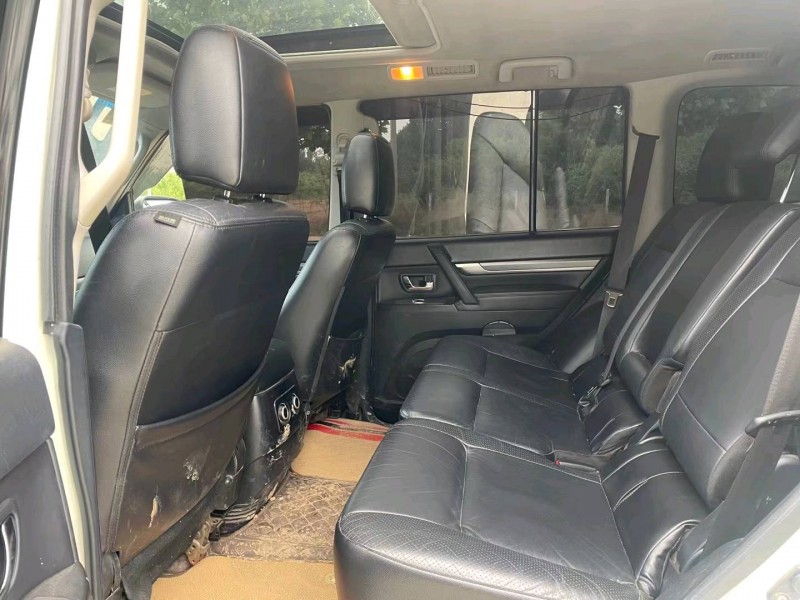 廊坊10年三菱帕杰罗5