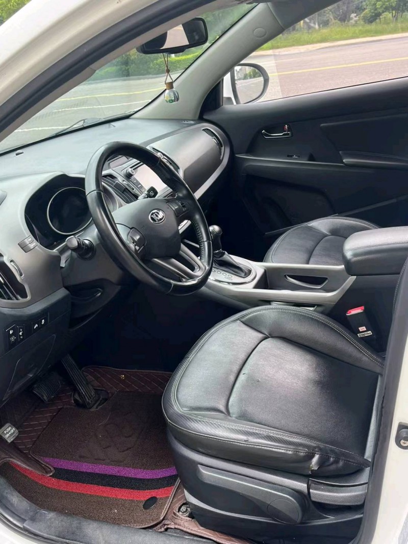 淮南17年起亚智跑6