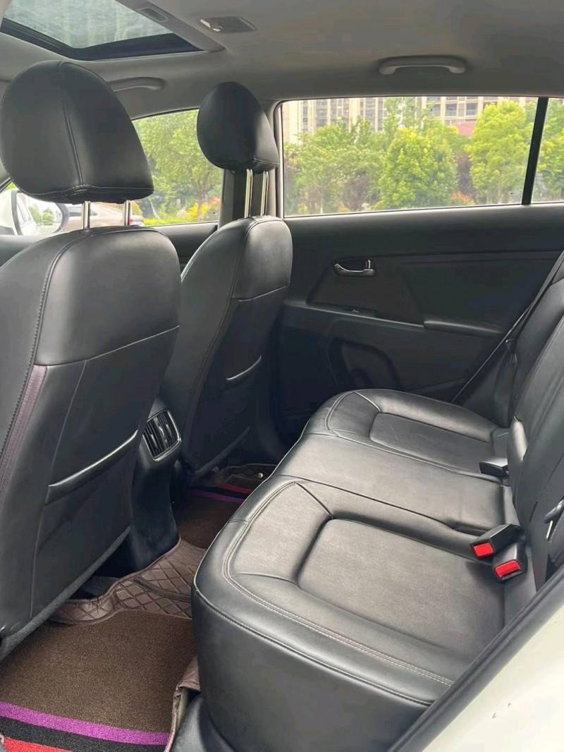 淮南17年起亚智跑9