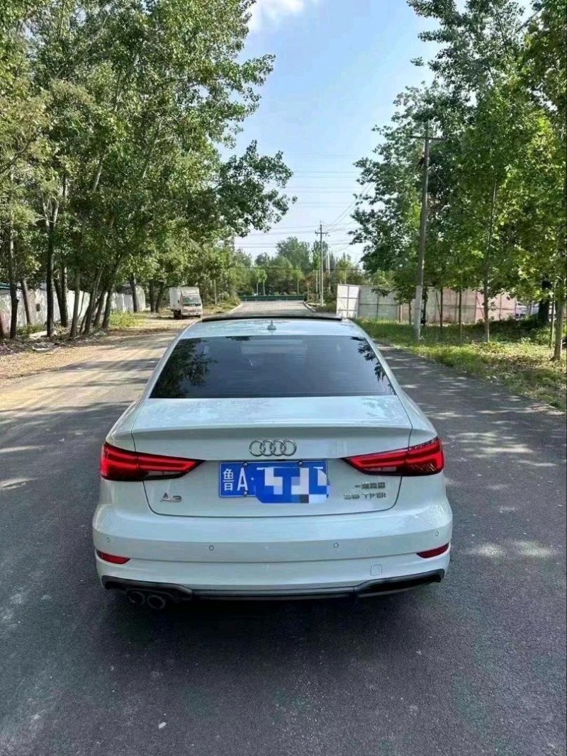 济南18年奥迪A39