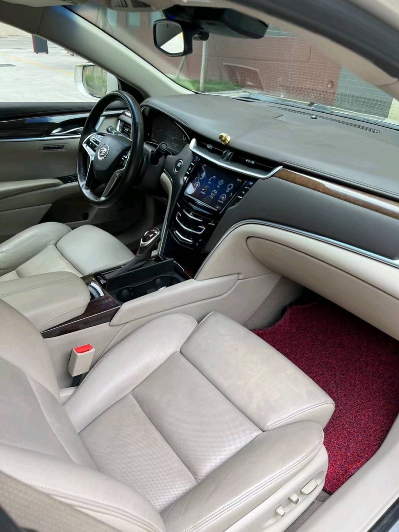 佛山14年凯迪拉克XTS9