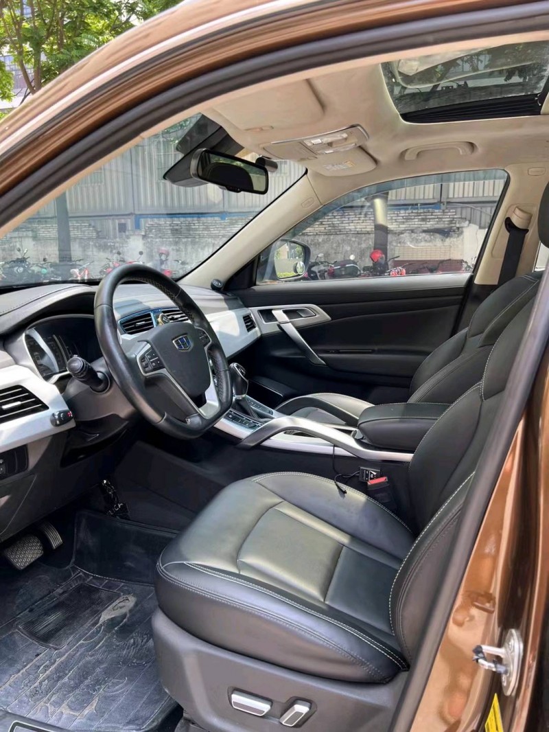 佛山16年吉利博越4