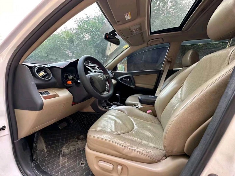 枣庄12年丰田RAV45