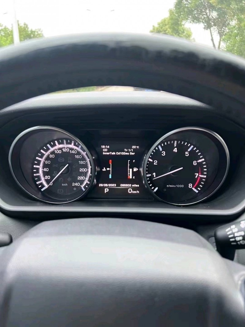 平顶山14年路虎揽胜5