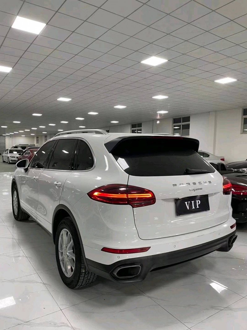 廊坊18年保时捷卡宴8