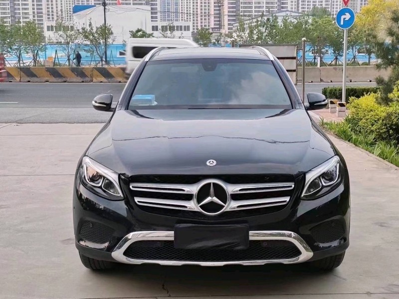 枣庄19年奔驰GLC1